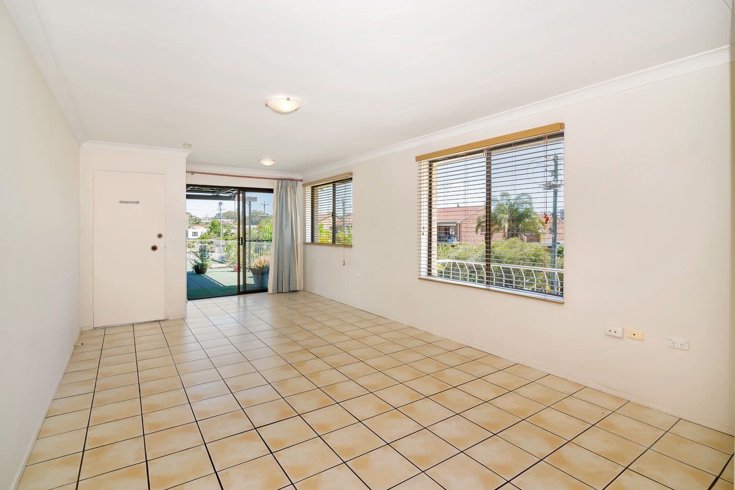 20 Whiting Street, Labrador QLD 4215, Labrador - Thumbnail 6