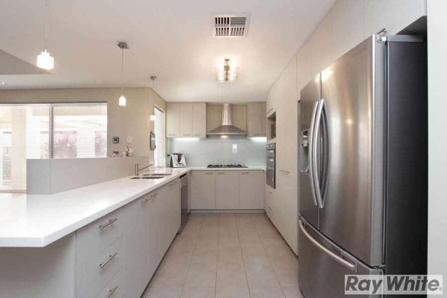 23 Whitehart Entrance, Aveley WA 6069, Aveley - Thumbnail 6