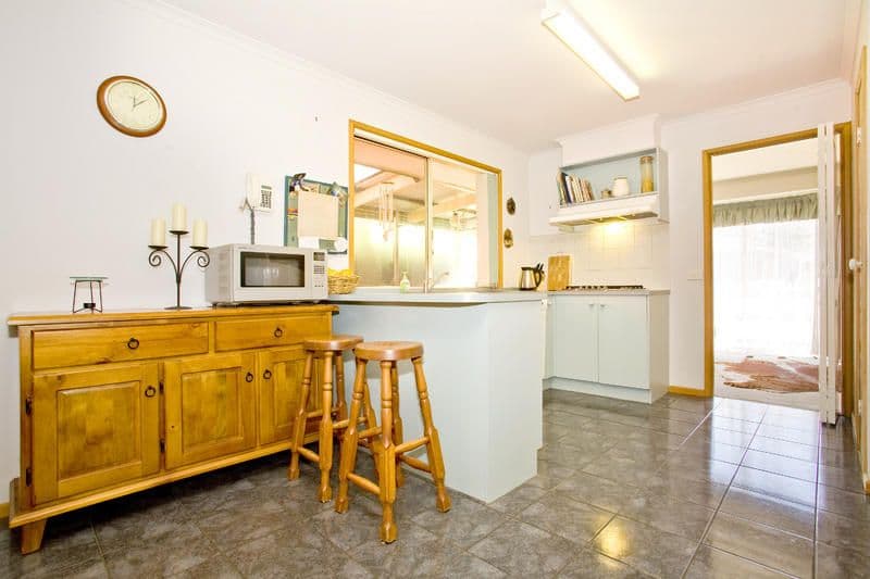 17 Bickford Road, GROVEDALE VIC 3216, Grovedale - Thumbnail 5