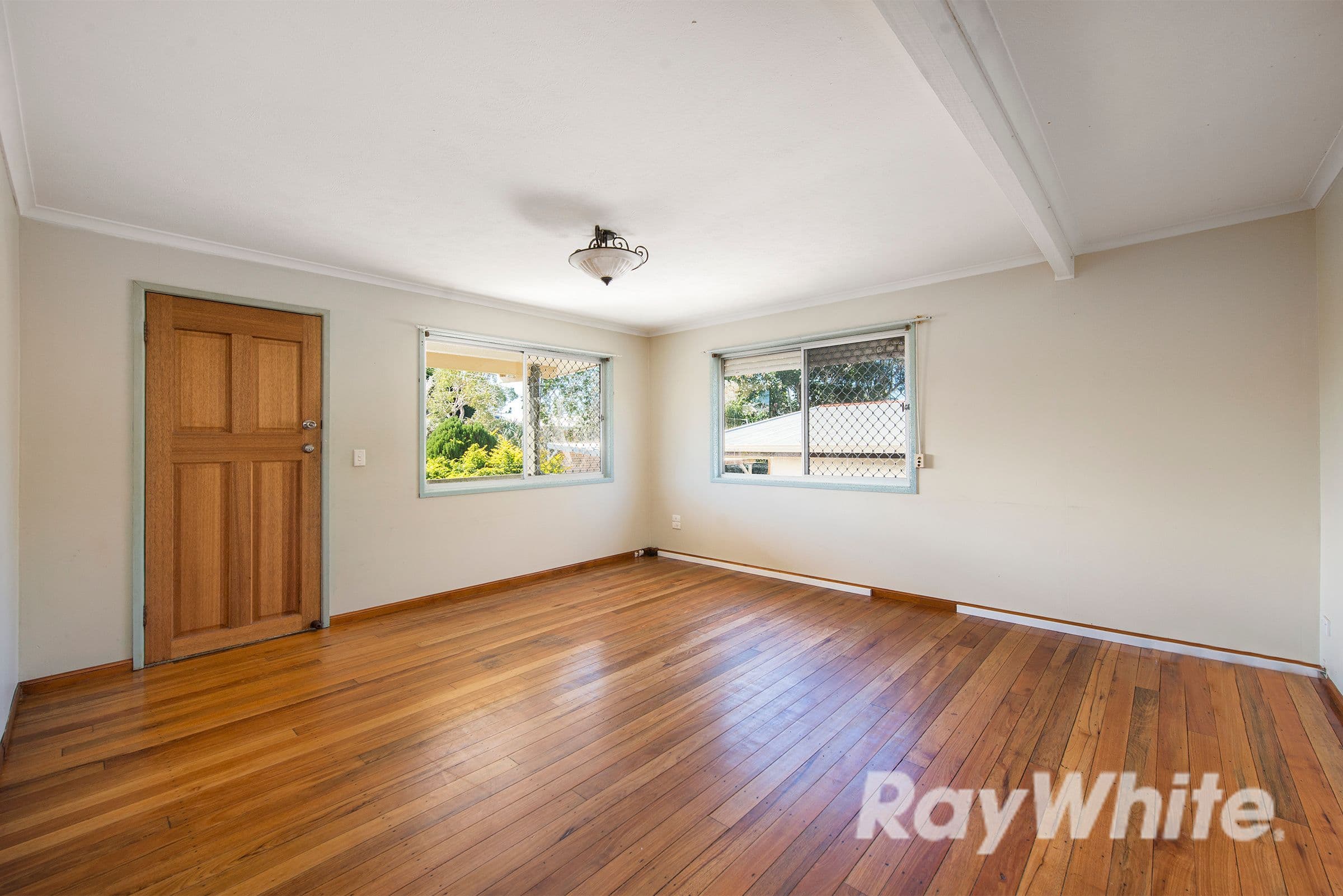 7 Karen Street, Woodridge QLD 4114, Woodridge - Thumbnail 3