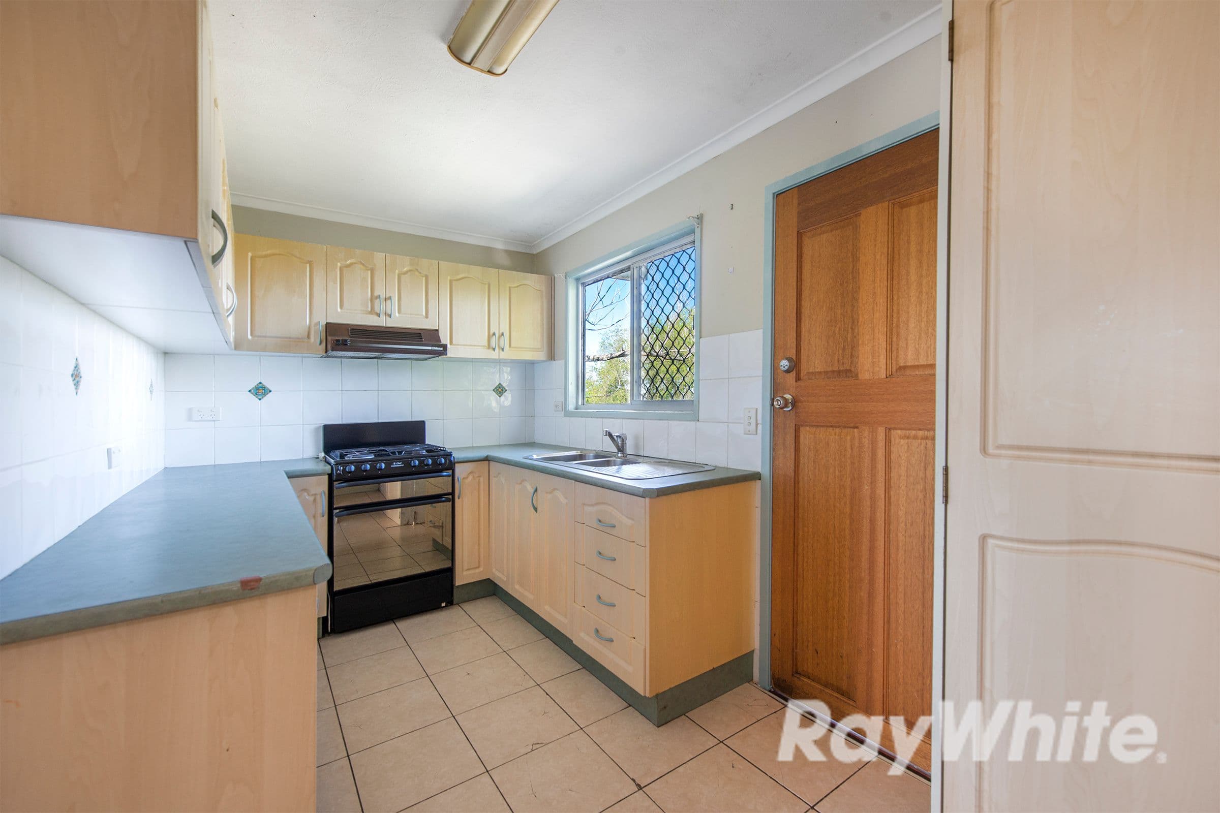 7 Karen Street, Woodridge QLD 4114, Woodridge - Thumbnail 4