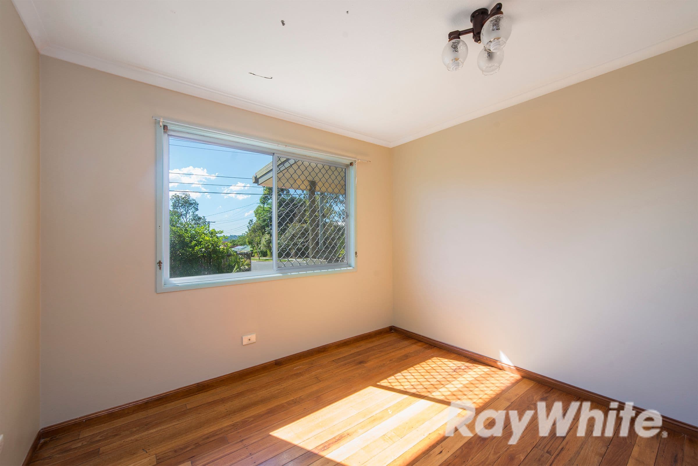 7 Karen Street, Woodridge QLD 4114, Woodridge - Thumbnail 8