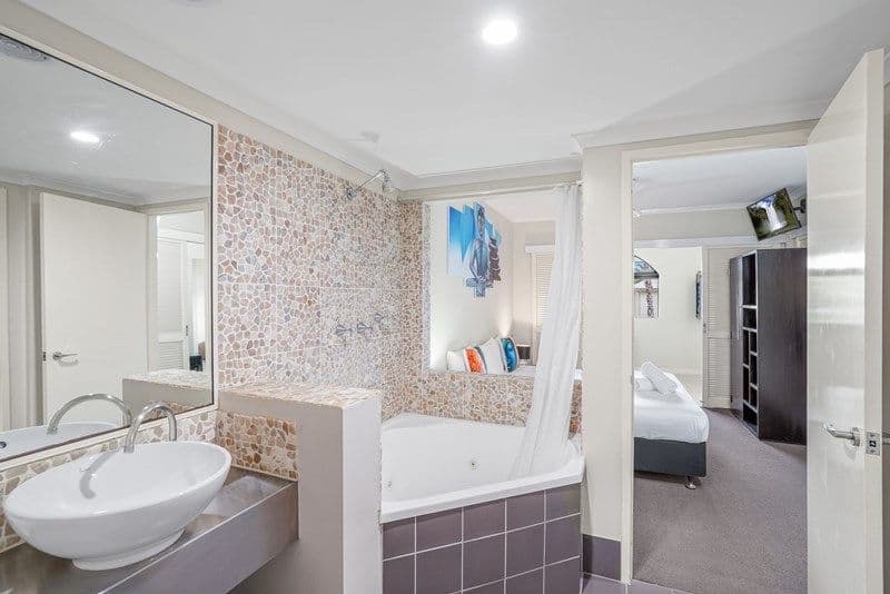 81-85 Cedar Road, Palm Cove QLD 4879, Palm Cove - Thumbnail 4