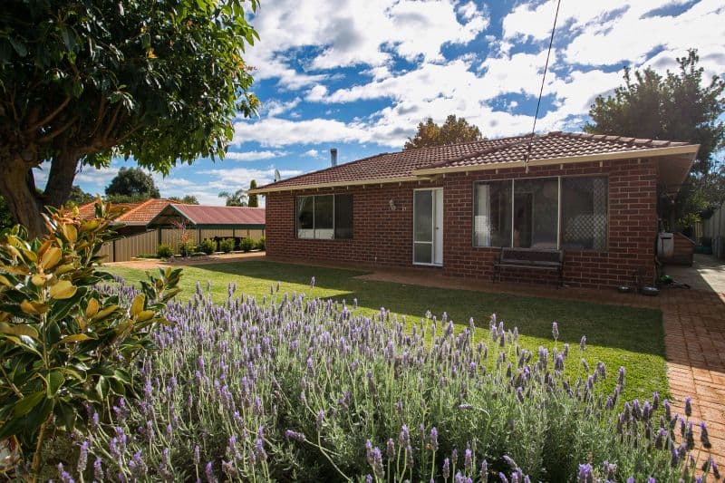 27 Barwon Street, Lesmurdie WA 6076, Lesmurdie - Image 1