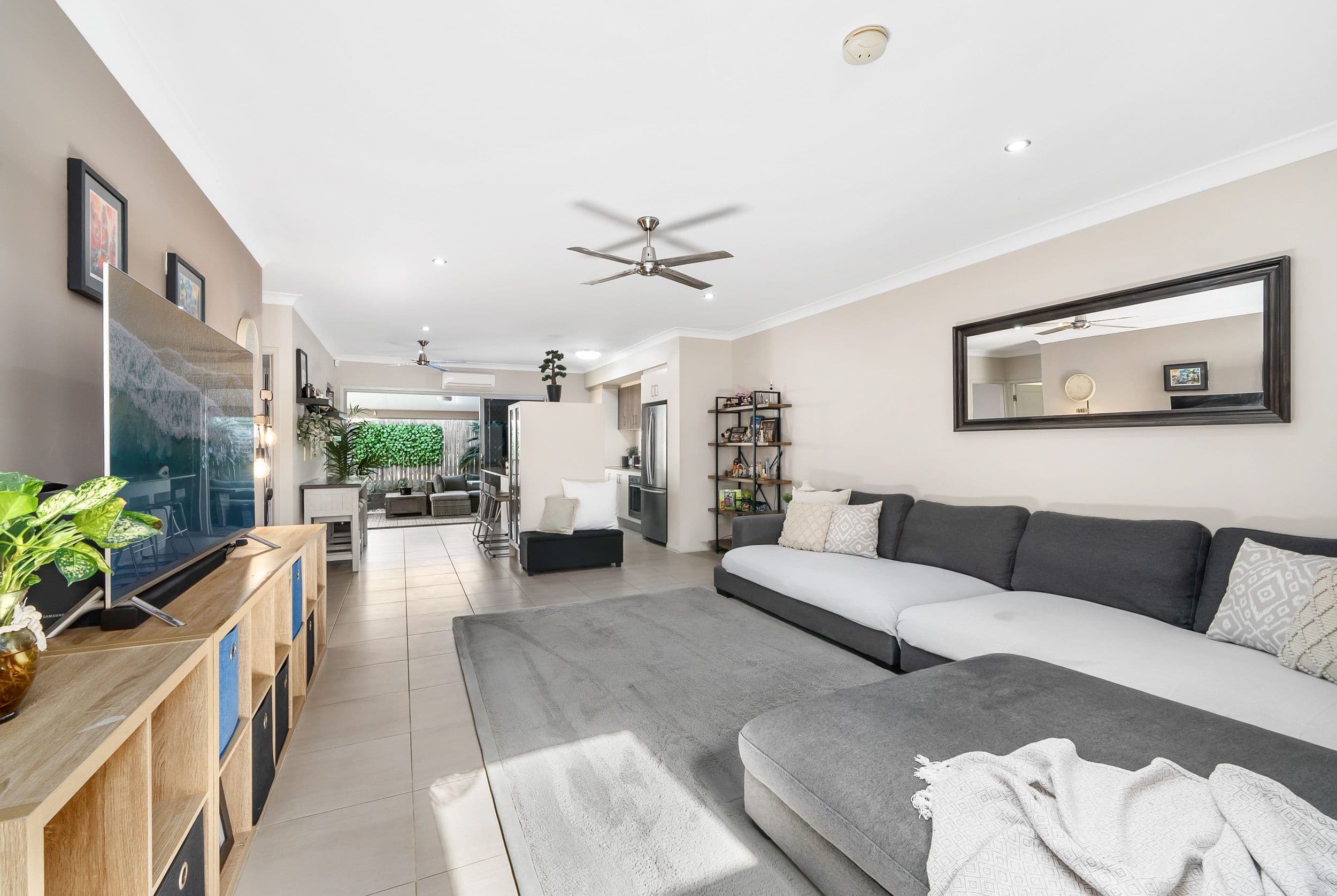 24 Lisa Crescent, Coomera QLD 4209, Coomera - Thumbnail 3