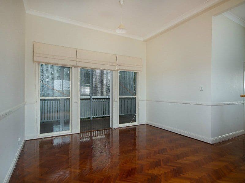 17 Arthur Terrace, RED HILL QLD 4059, Red Hill - Thumbnail 2
