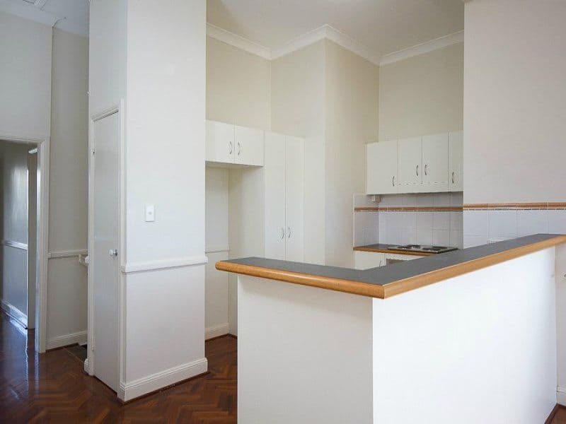 17 Arthur Terrace, RED HILL QLD 4059, Red Hill - Thumbnail 5