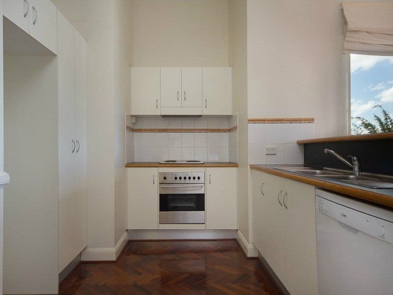 17 Arthur Terrace, RED HILL QLD 4059, Red Hill - Thumbnail 6