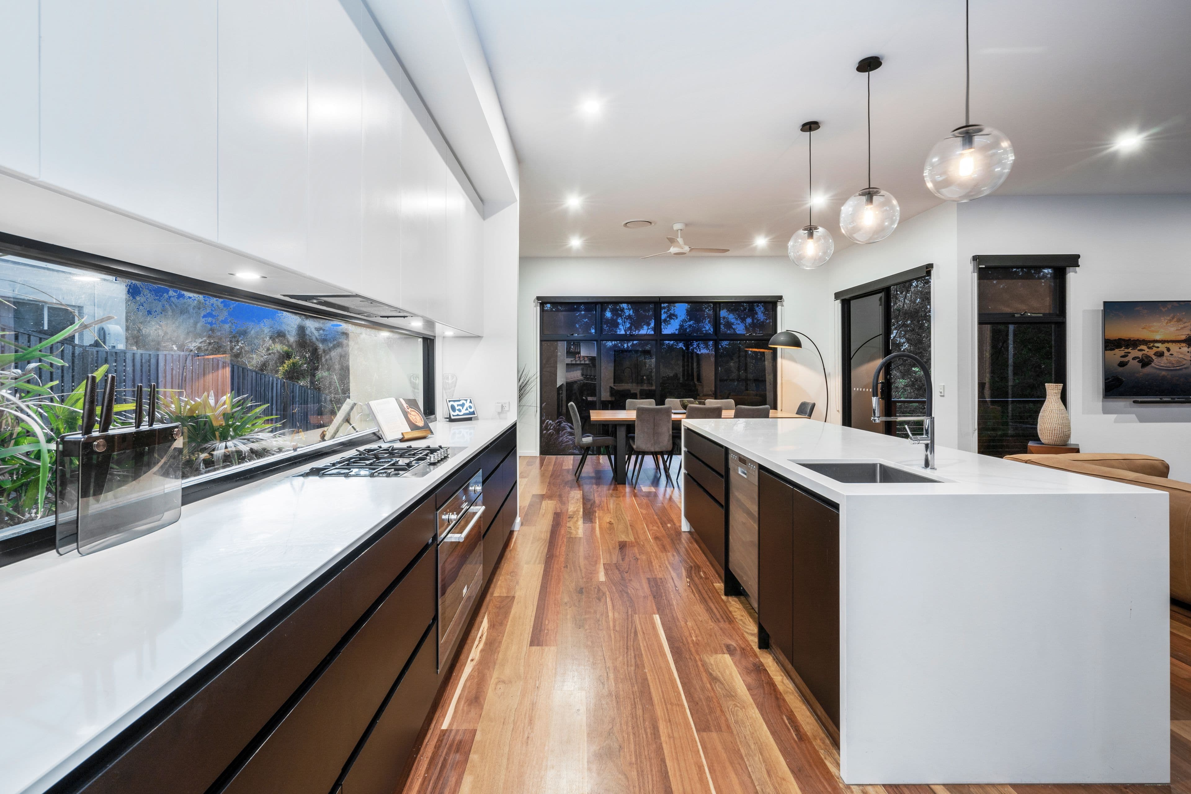 25 Pendragon Drive, Coomera Waters QLD 4209, Coomera - Thumbnail 4
