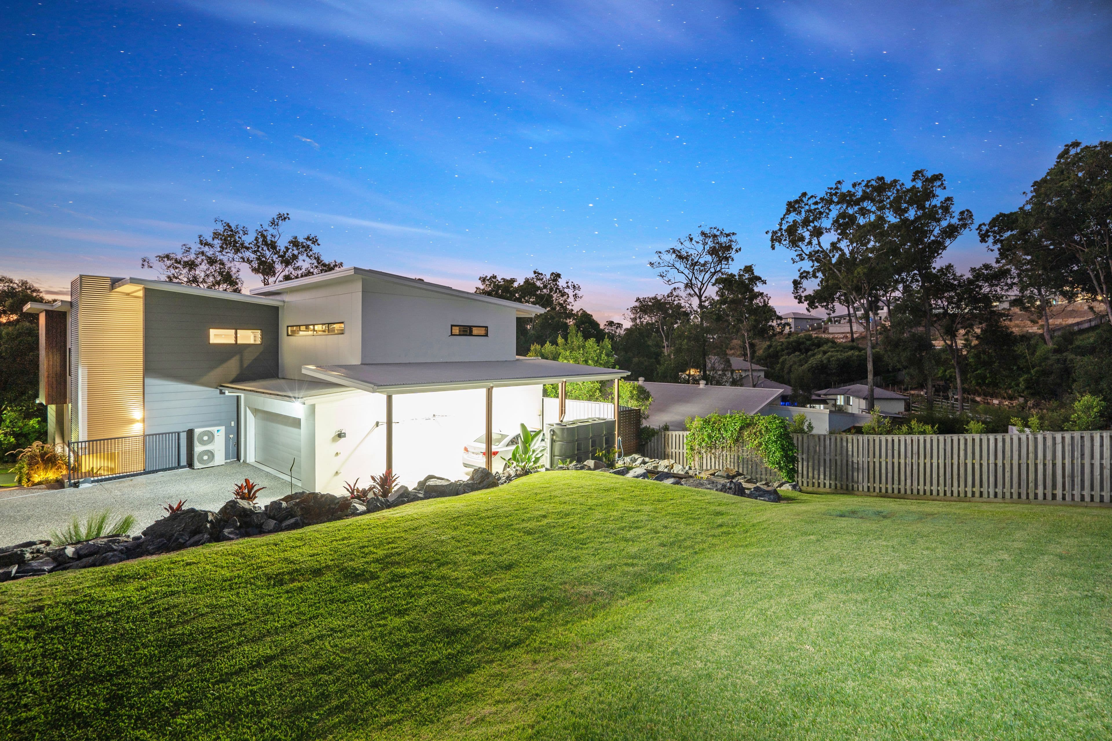 25 Pendragon Drive, Coomera Waters QLD 4209, Coomera - Thumbnail 8