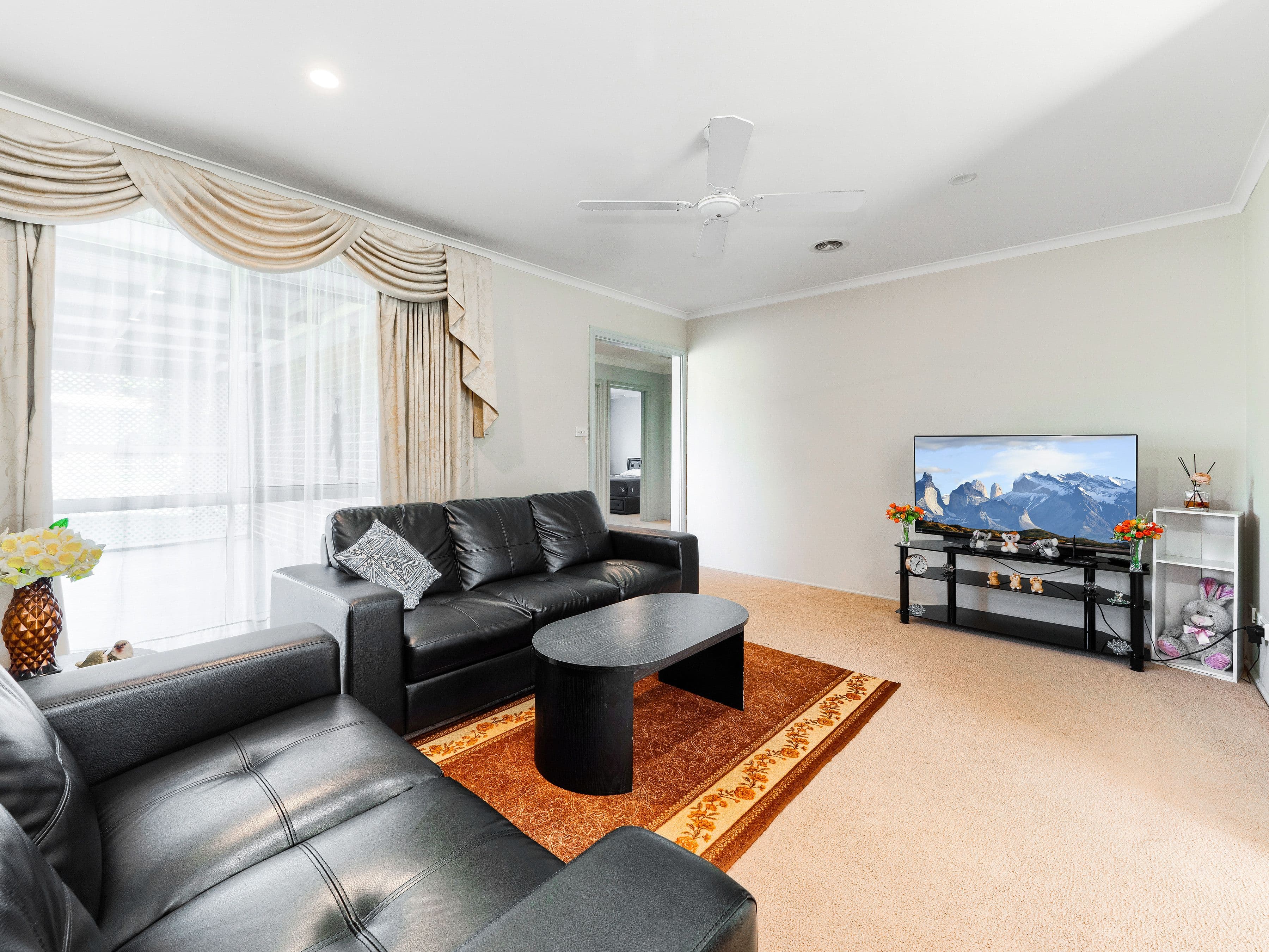 35 Dearing Avenue, Cranbourne VIC 3977, Cranbourne - Thumbnail 5