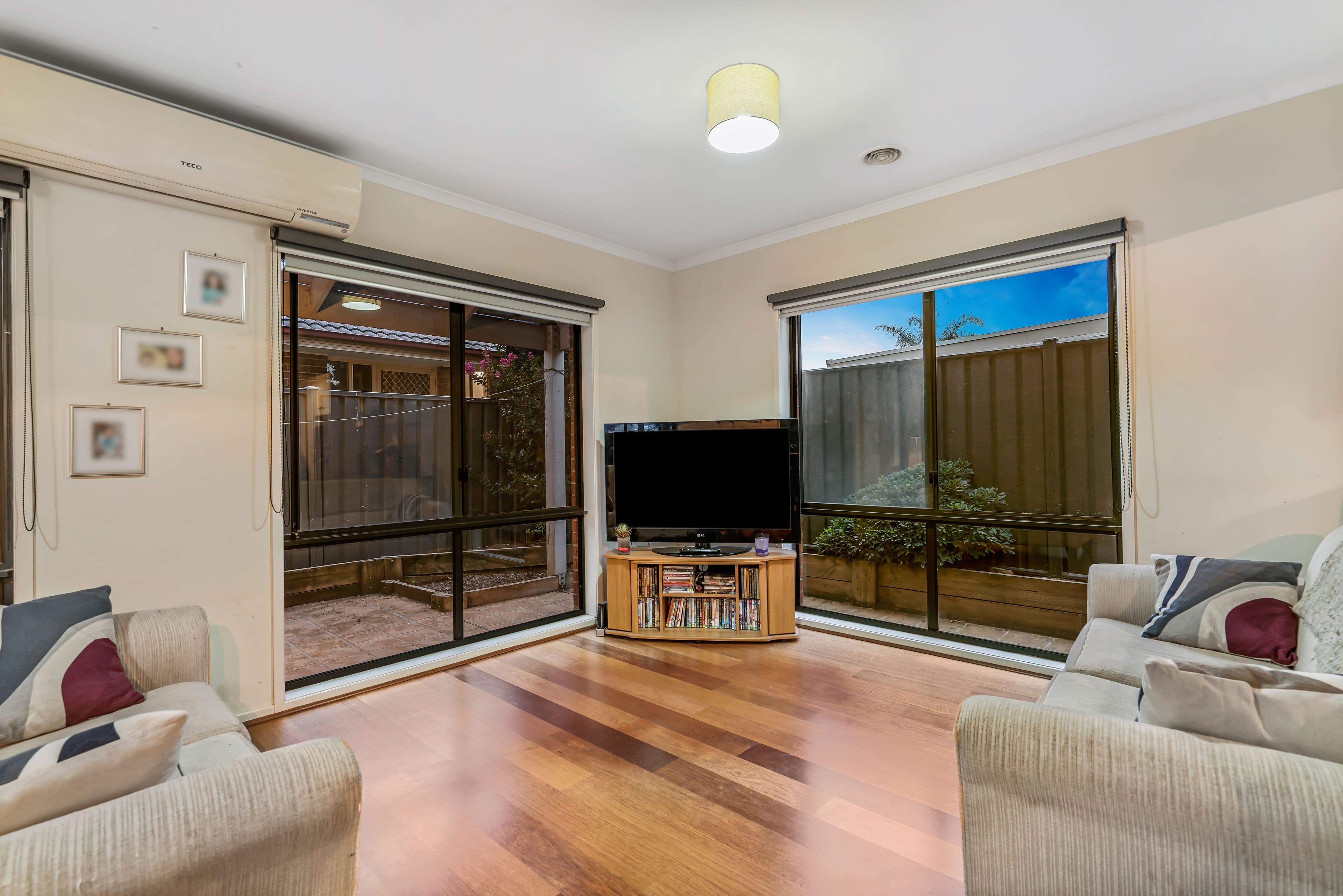 8 Dobell Crescent, Caroline Springs VIC 3023, Caroline Springs - Thumbnail 5