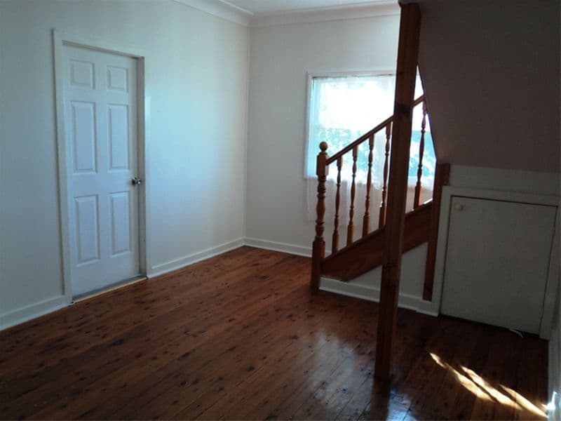 2 Sidney Street, GWYNNEVILLE NSW 2500, Gwynneville - Thumbnail 2