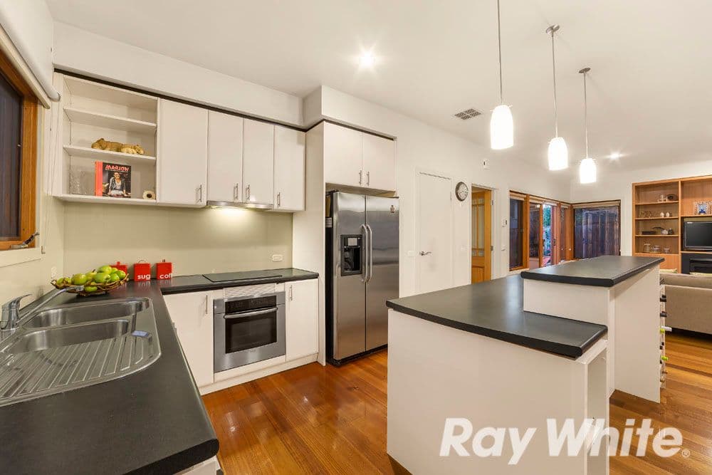 128 Ernest Jones Drive, Macleod VIC 3085, Macleod - Thumbnail 6