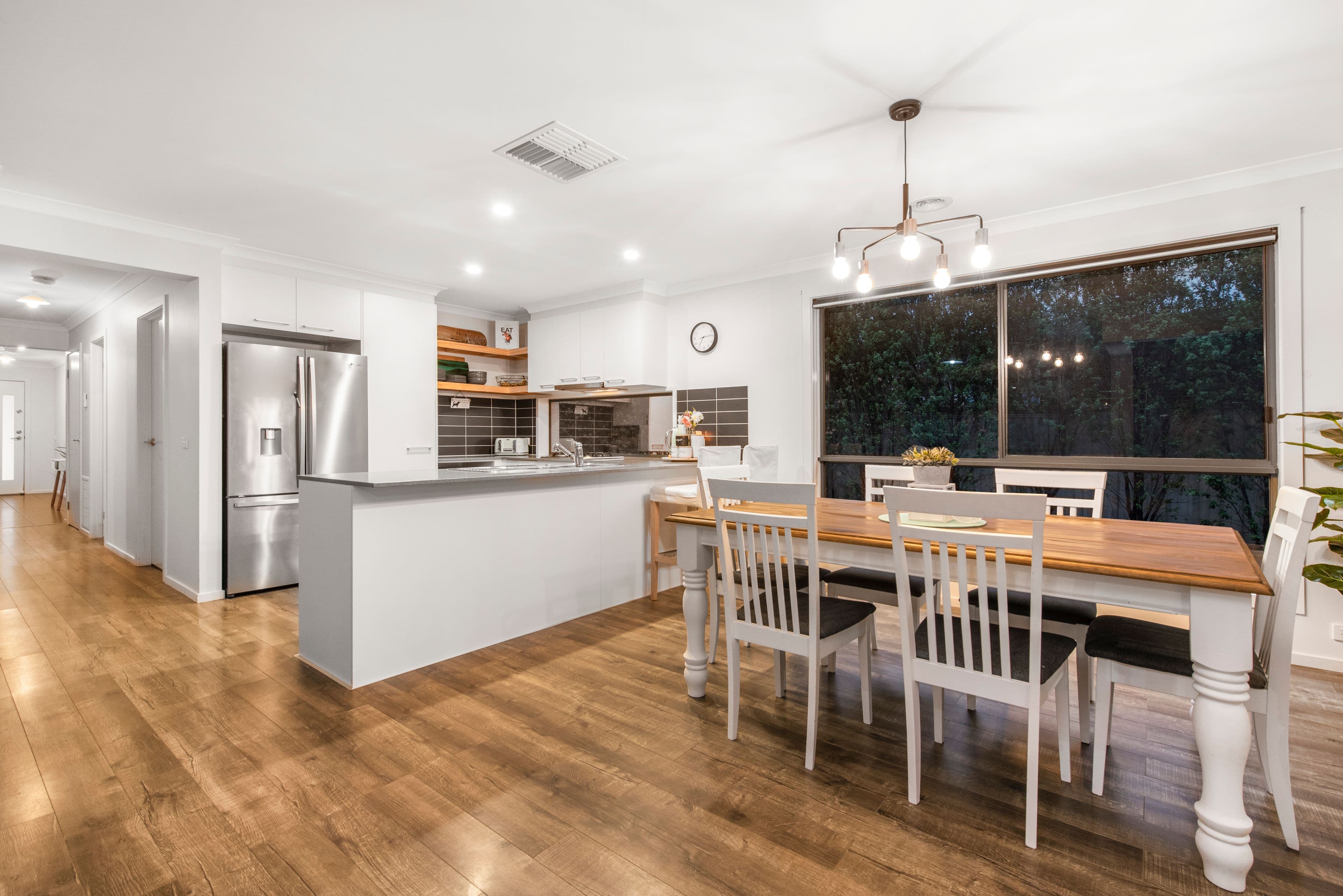 8 Creekview Avenue, Pakenham VIC 3810, Pakenham - Thumbnail 4