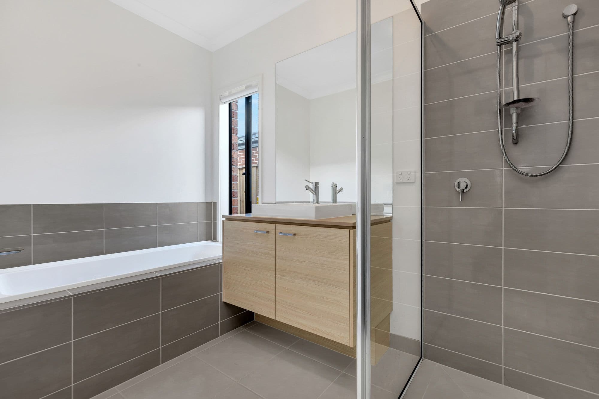 13 Crawley Rise, Werribee VIC 3030, Werribee - Thumbnail 8