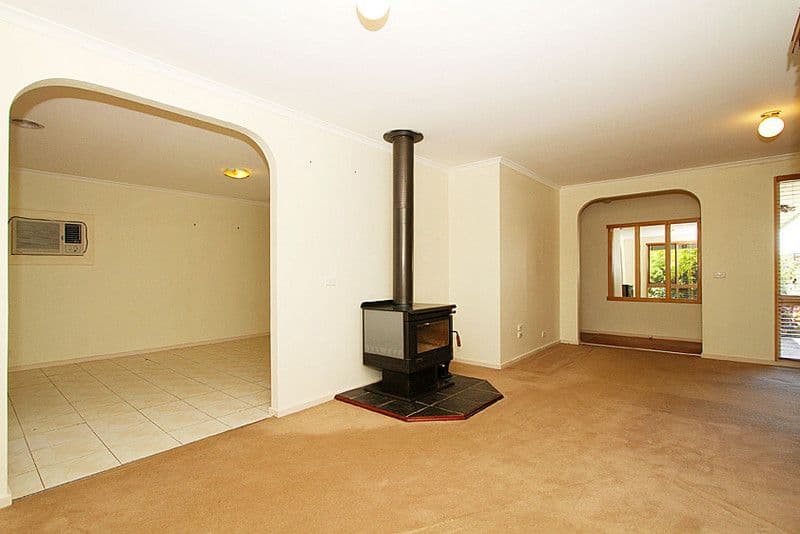 23 Chestnut Road, MILL PARK VIC 3082, Mill Park - Thumbnail 5