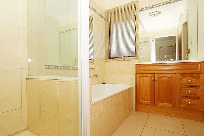 23 Chestnut Road, MILL PARK VIC 3082, Mill Park - Thumbnail 6
