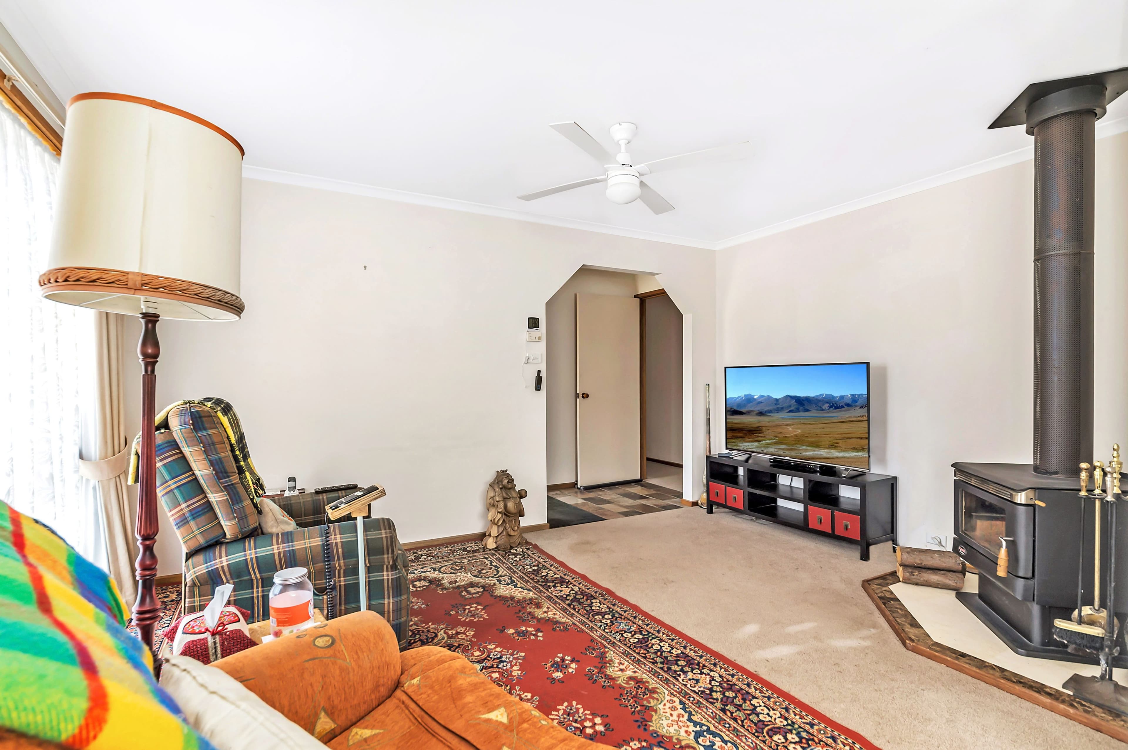 7 Garrong Avenue, Queanbeyan NSW 2620, Queanbeyan - Thumbnail 3