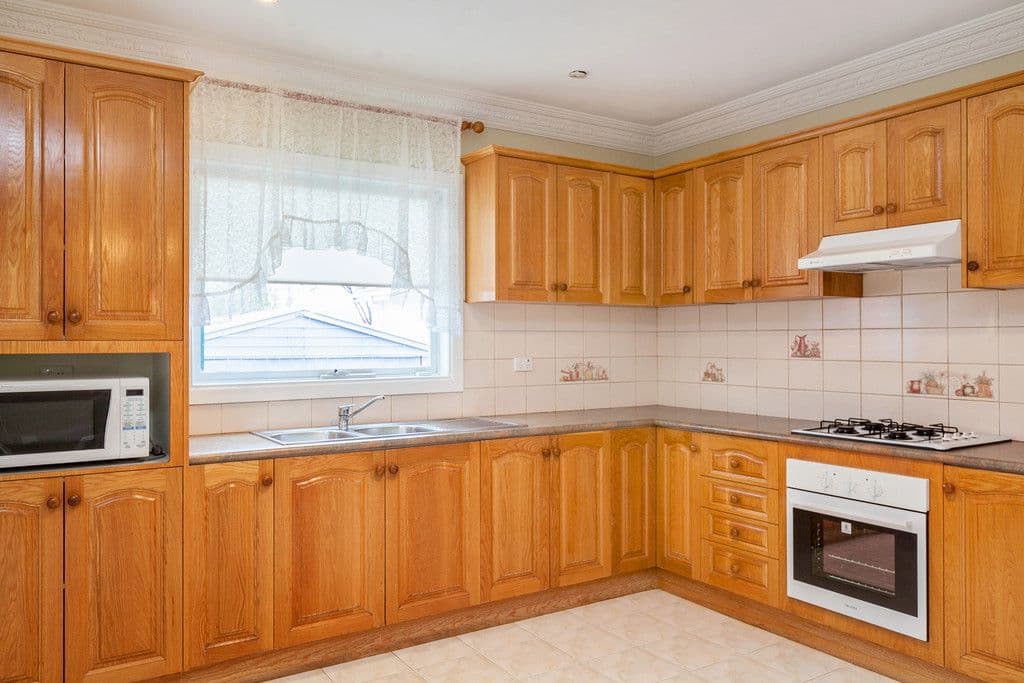16 COLLIER Street, PRESTON VIC 3072, Preston - Thumbnail 2