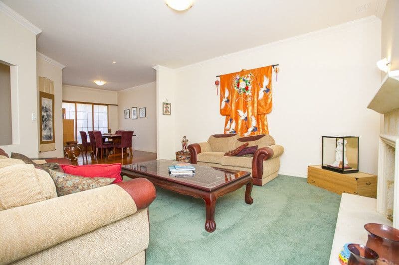 12 Lawnbrook Road East, Bickley WA 6076, Bickley - Thumbnail 5