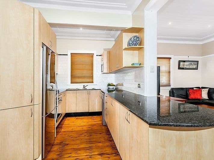 42 Arthur Street, Rodd Point - Thumbnail 3