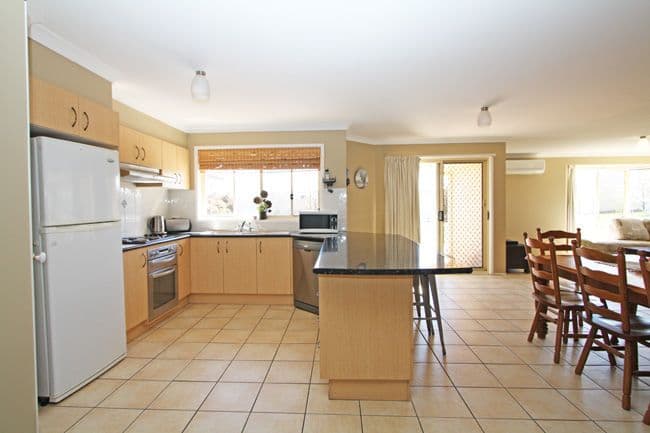9 McCusker Drive, BUNGENDORE NSW 2621, Bungendore - Thumbnail 4
