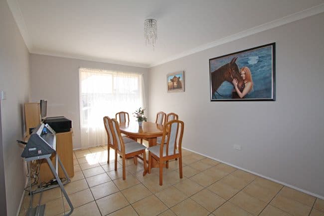 9 McCusker Drive, BUNGENDORE NSW 2621, Bungendore - Thumbnail 8