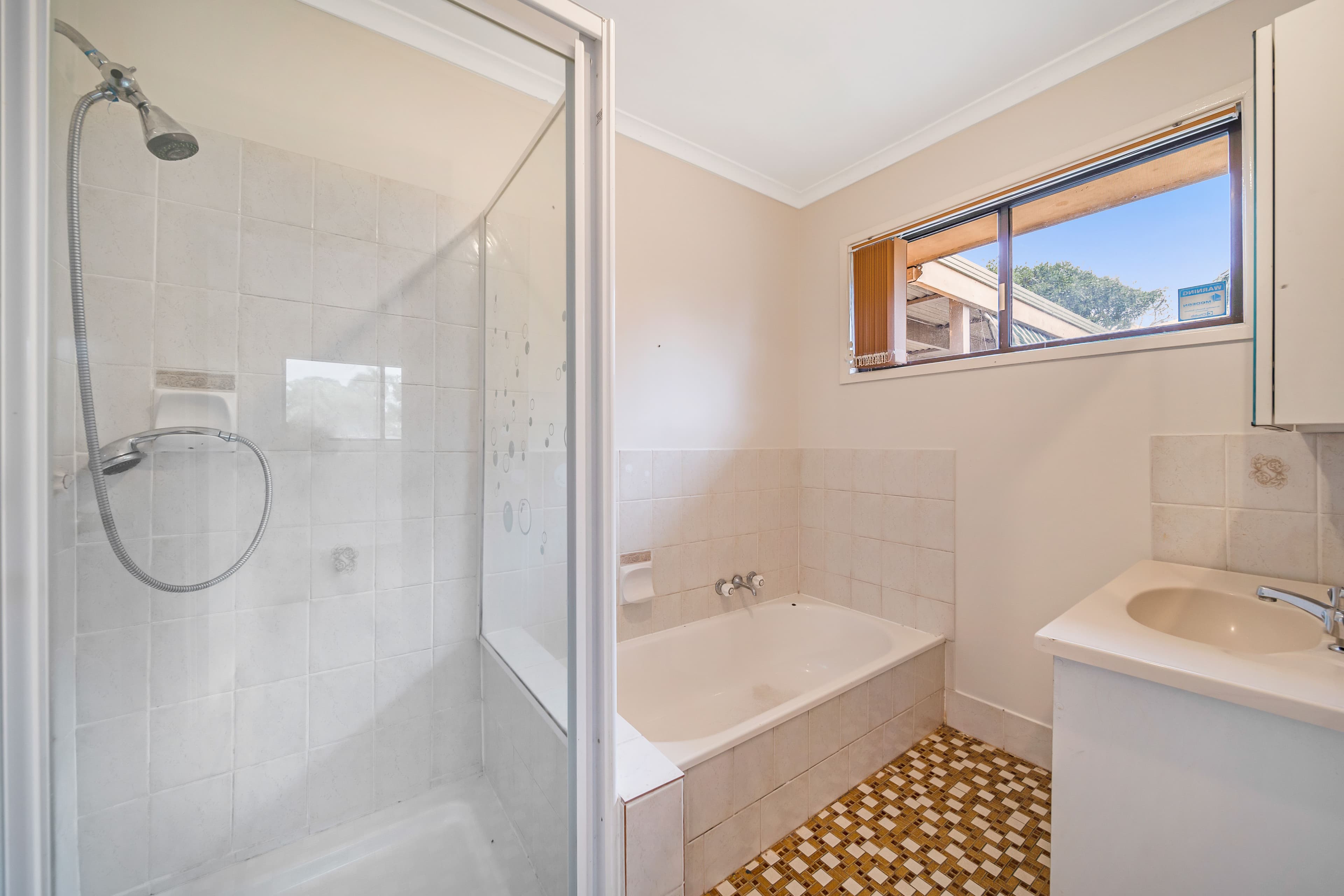 549 Browns Plains Road, Crestmead QLD 4132, Crestmead - Thumbnail 2