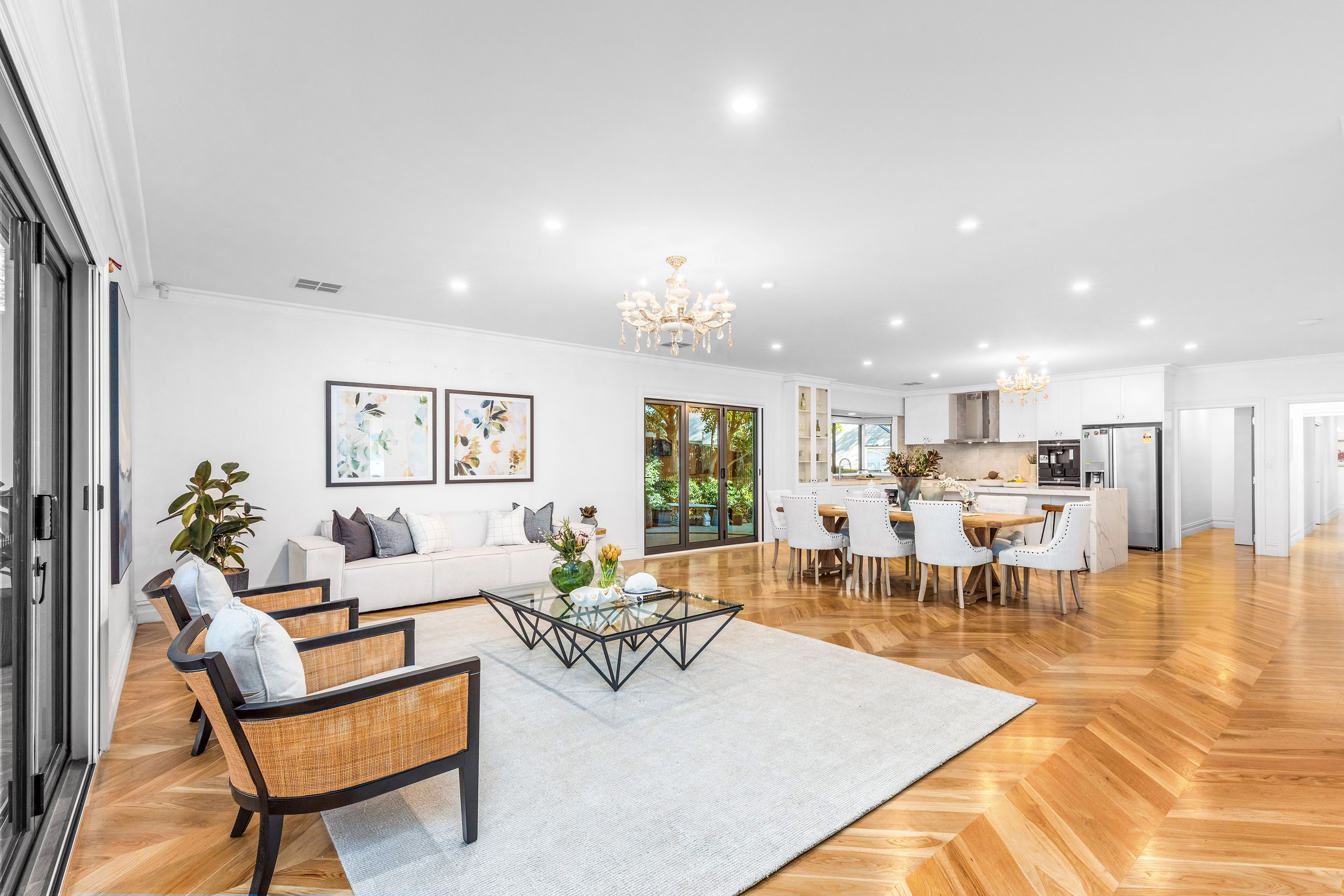 8 Delfi Court, Balwyn VIC 3103, Balwyn - Thumbnail 6