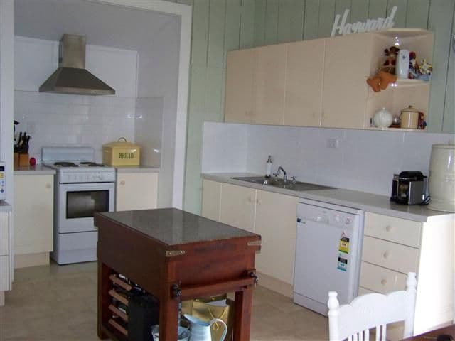 37 William Street, ROMA QLD 4455, Roma - Thumbnail 4