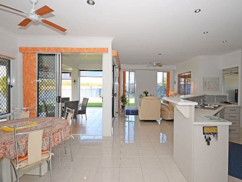 4 Honey Myrtle Close, BURRUM HEADS QLD 4659, Burrum Heads - Thumbnail 6
