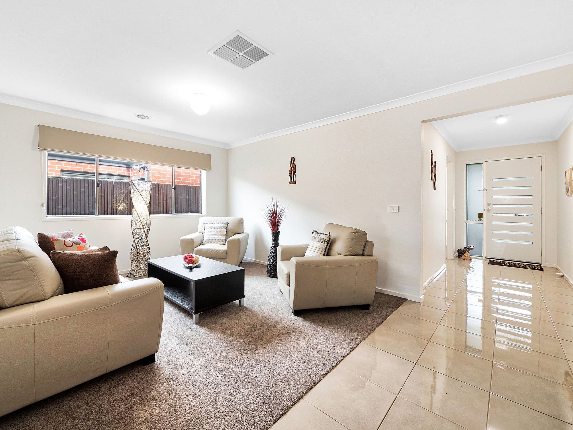 14 Fieldstone Crescent, Cranbourne North VIC 3977, Cranbourne North - Thumbnail 3