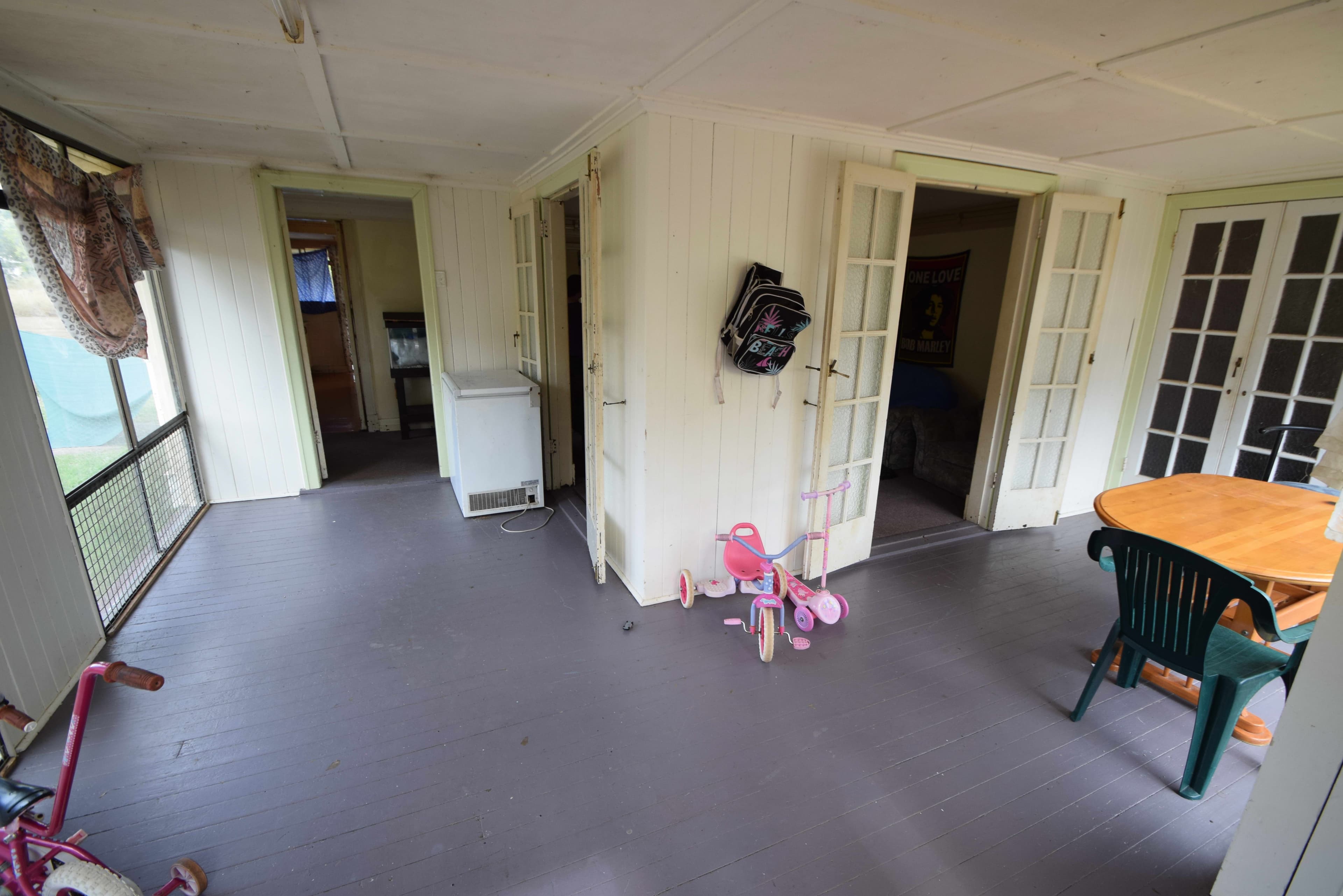 32 Mary Street, Esk QLD 4312, Esk - Thumbnail 3