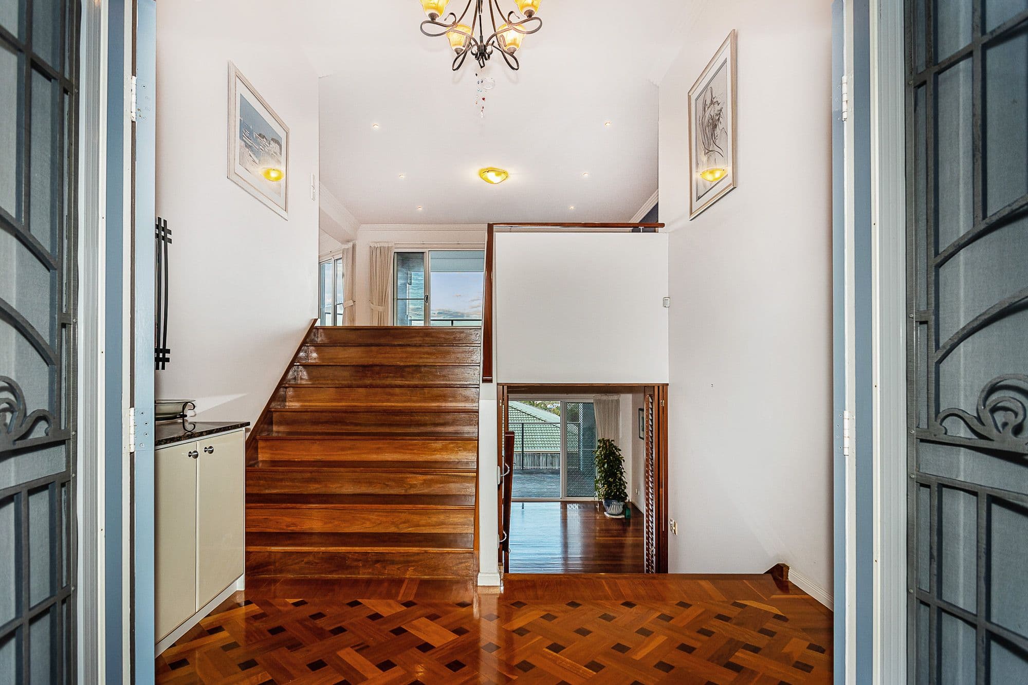 7 Galleria Court, Highland Park QLD 4211, Highland Park - Thumbnail 4