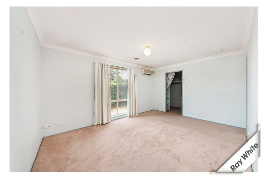 28 Corlette Crescent, MONASH ACT 2904, Monash - Thumbnail 2