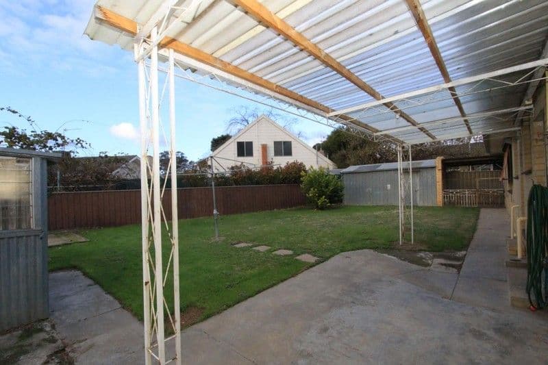 10 Cahill Street, WHITE HILLS VIC 3550, White Hills - Thumbnail 4