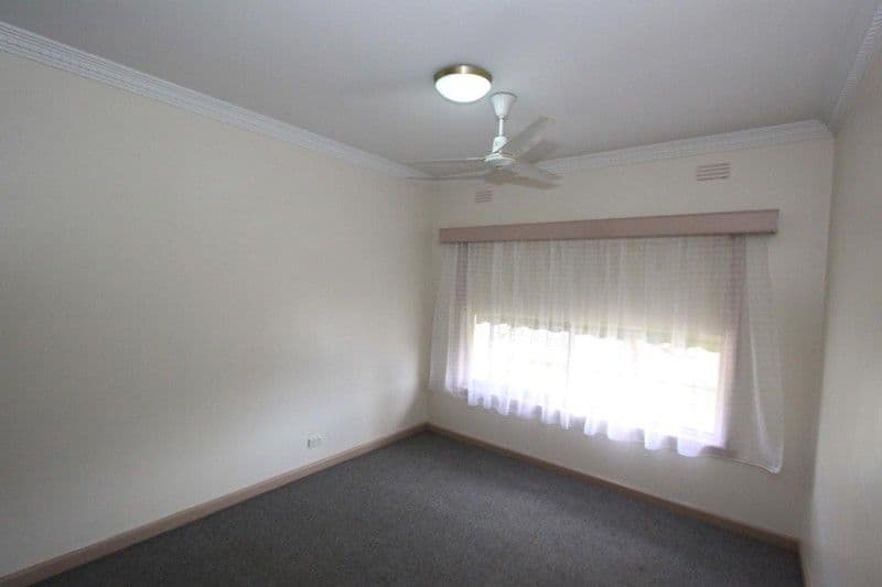 10 Cahill Street, WHITE HILLS VIC 3550, White Hills - Thumbnail 5