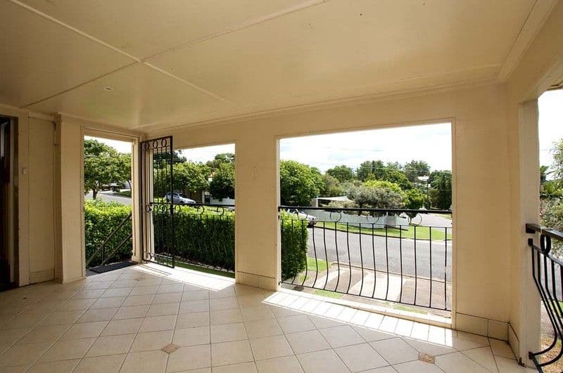 26 Kenneth Street, TARRAGINDI QLD 4121, Tarragindi - Thumbnail 3