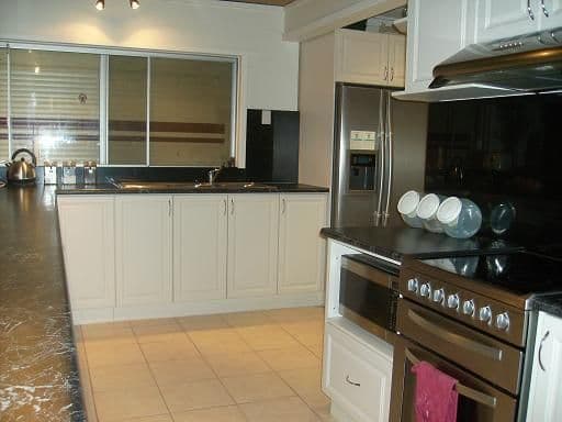 38 Holling Street, MADDINGTON WA 6109, Maddington - Thumbnail 2