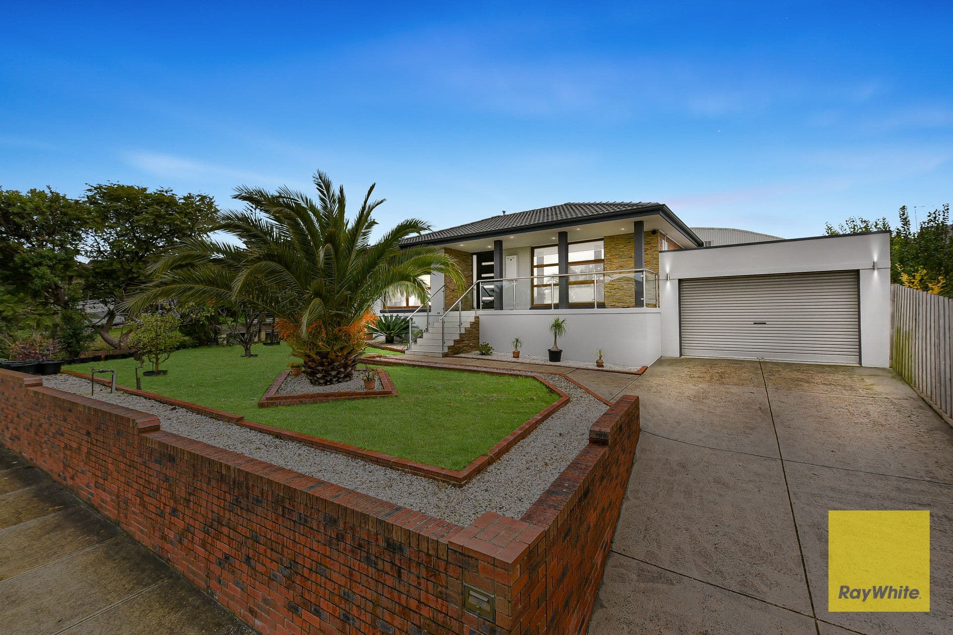 41 Thomas Mitchell Drive, Endeavour Hills VIC 3802, Endeavour Hills - Thumbnail 2