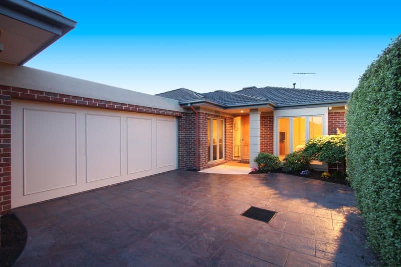 11 Wallace Avenue, Murrumbeena VIC 3163, Murrumbeena - Image 1
