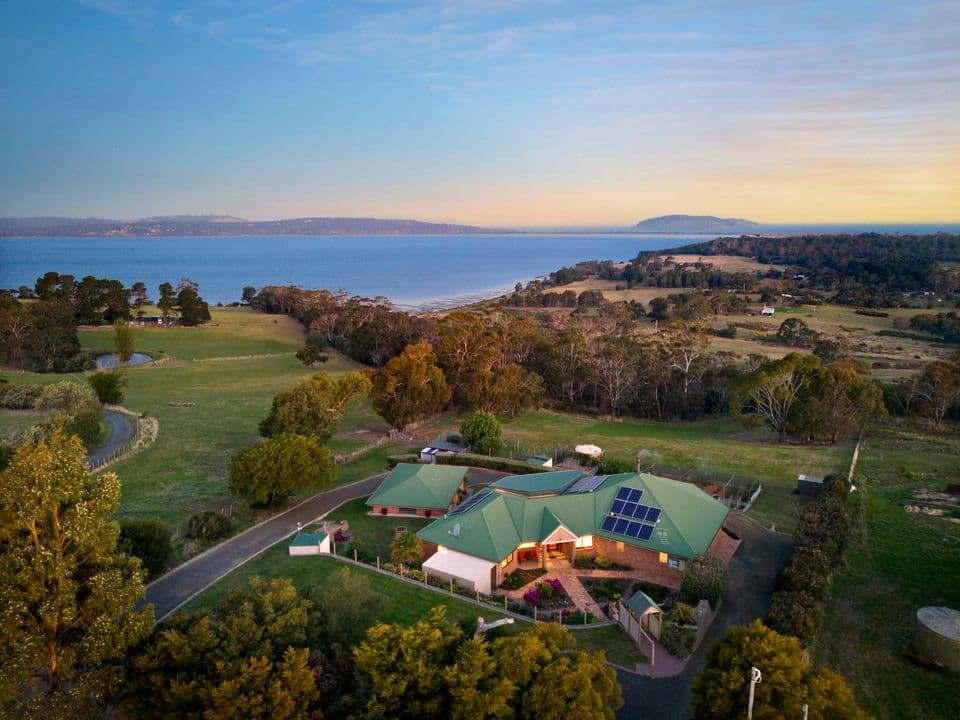 3637 South Arm Road, Opossum Bay TAS 7023, Opossum Bay - Thumbnail 4