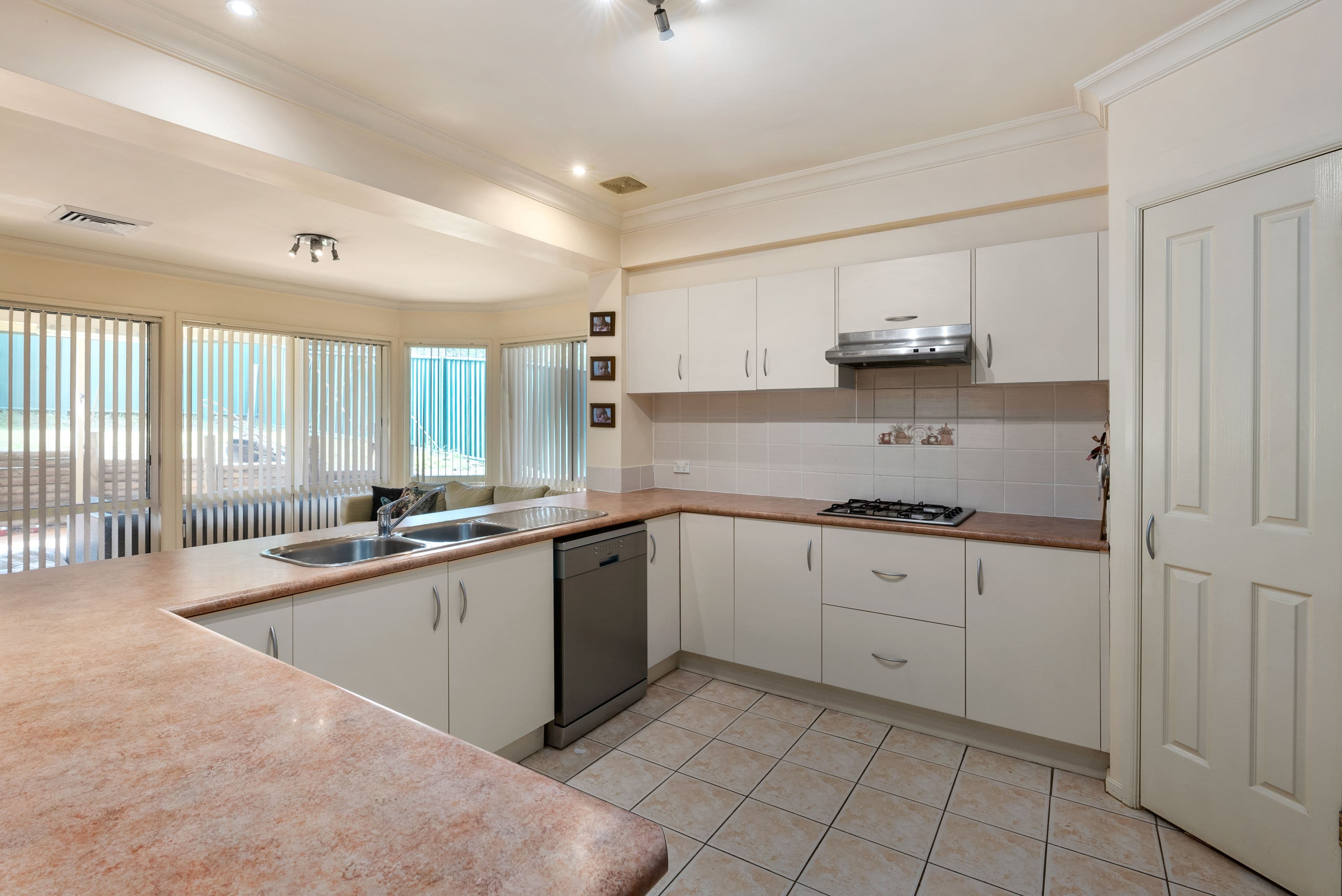 50 Huntley Drive, Blacktown NSW 2148, Blacktown - Thumbnail 4