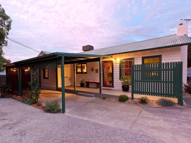 1 Heatherhill Road, FRANKSTON VIC 3199, Frankston - Image 1