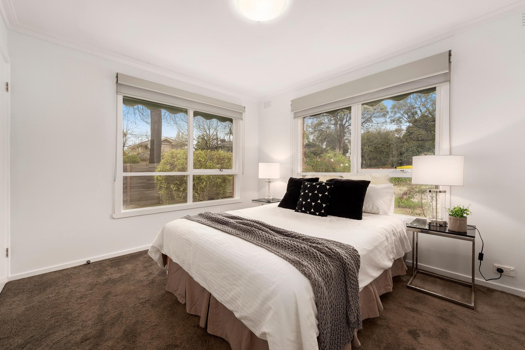 160 Surrey Road, Blackburn VIC 3130, Blackburn - Thumbnail 2