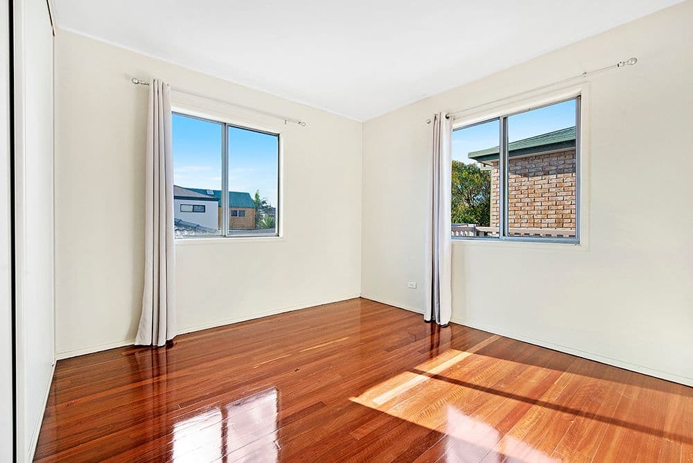 7 Chainey Avenue, Miami QLD 4220, Miami - Thumbnail 6