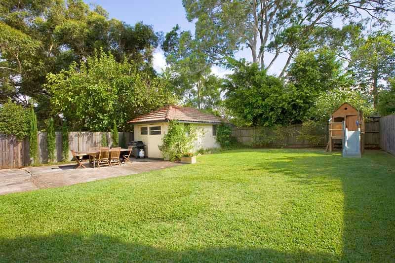 15 Currawong Avenue, LANE COVE NSW 2066, Lane Cove West - Thumbnail 2