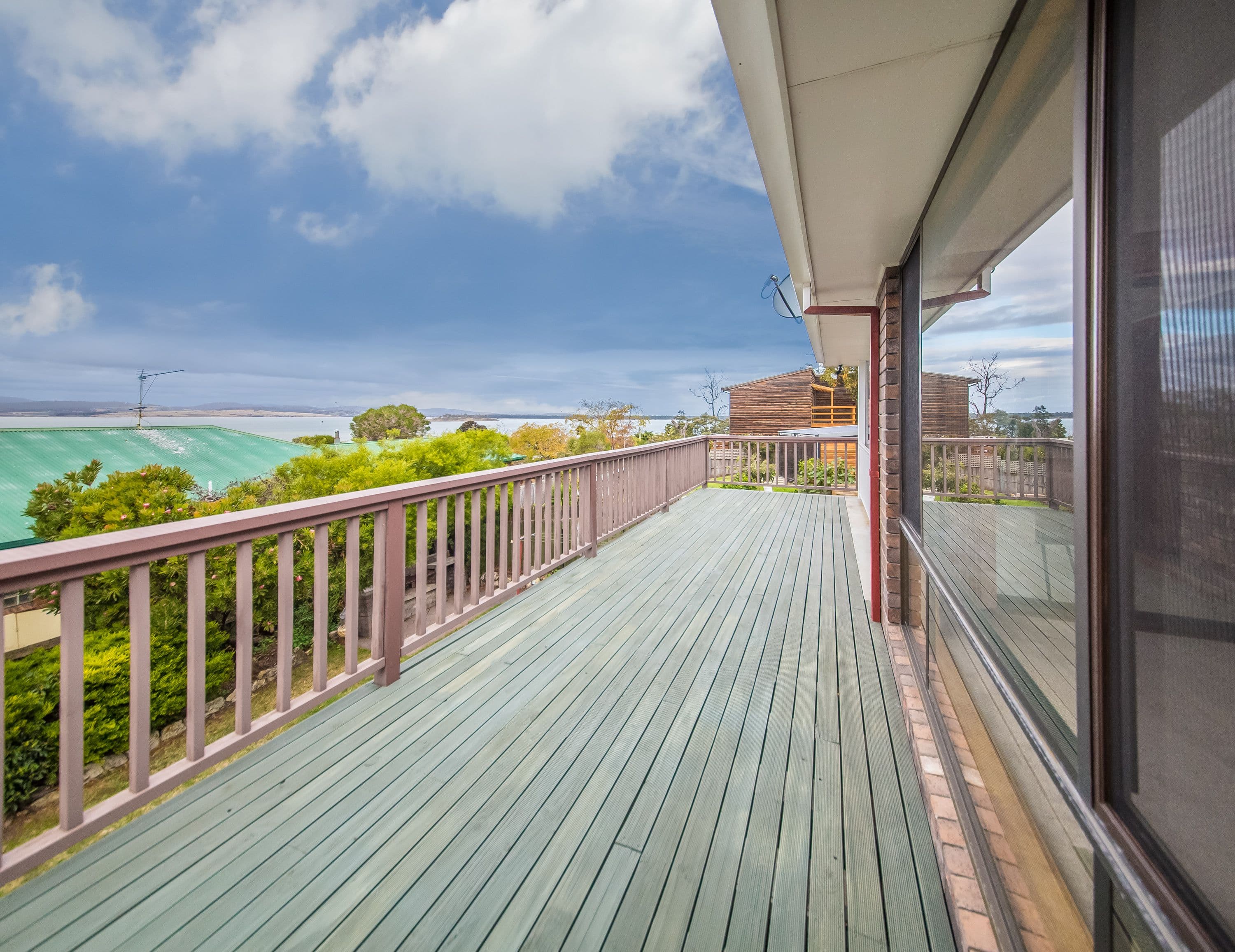 9 Third Avenue, Midway Point TAS 7171, Midway Point - Thumbnail 2