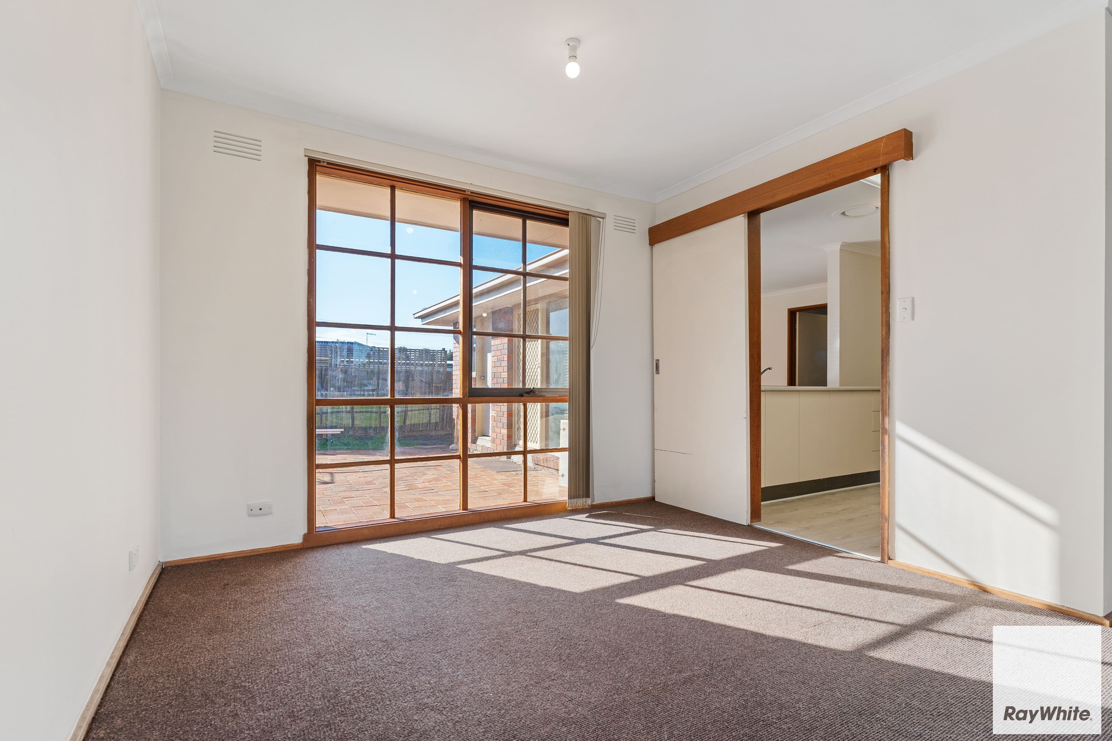 38 Harcourt Avenue, St Albans VIC 3021, St Albans - Thumbnail 4